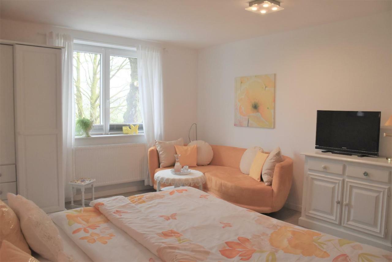 Ferienwohnung Gesundheitshof Denker Reußenköge Exterior foto